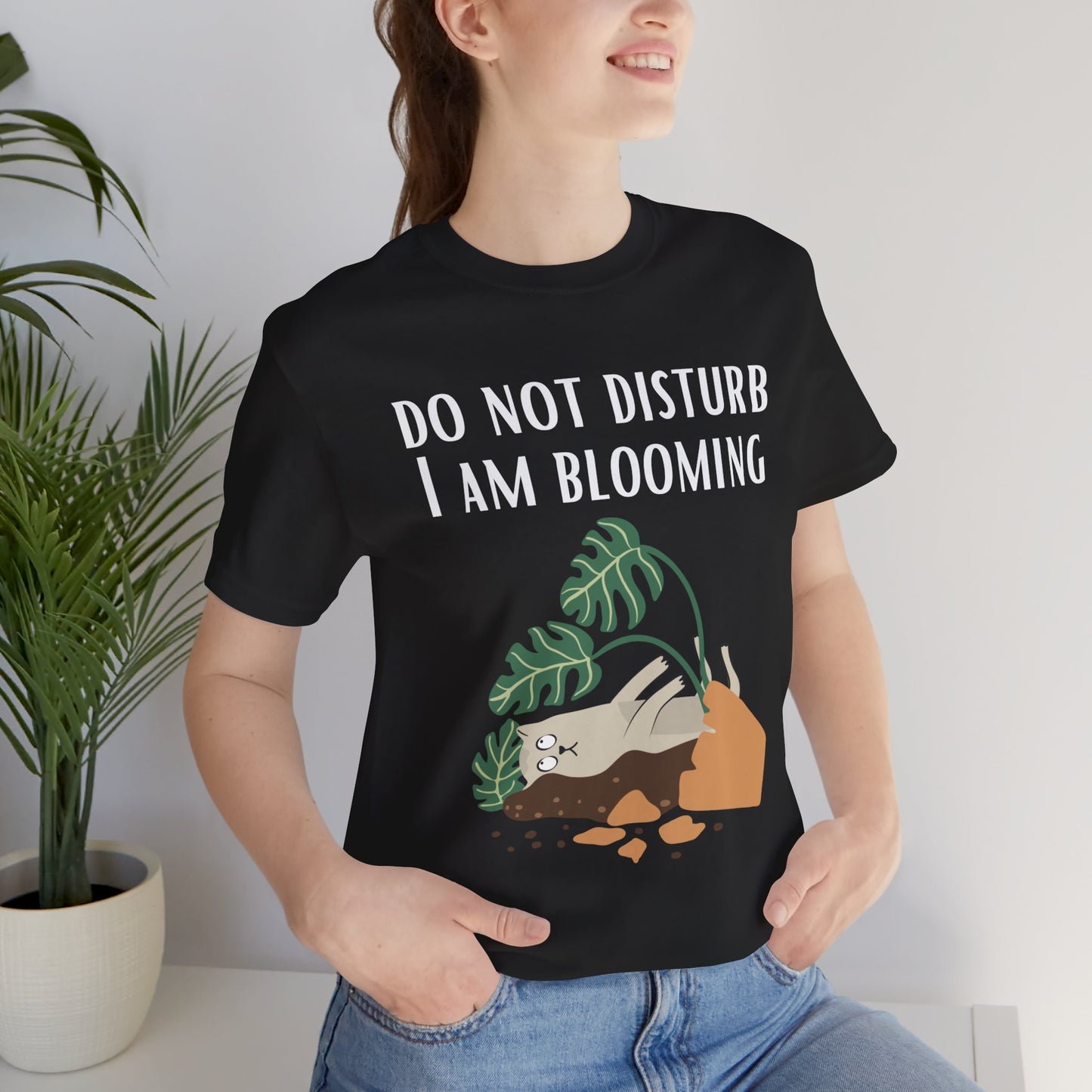 Cat T-shirt for Cat Lover Shirts for Cats Moms T Shirts DO Not Disturb Tee for Introvert gift ideas Gardening gift for Mom Grandma gifts