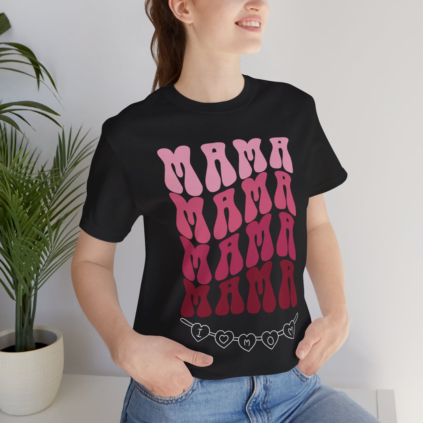 MAMA T Shirt Groovy Moms T-shirts for Mom gifts for Mothers Day gift for Her Cute Momma Shirts Mommy T Shirts Mom is the best