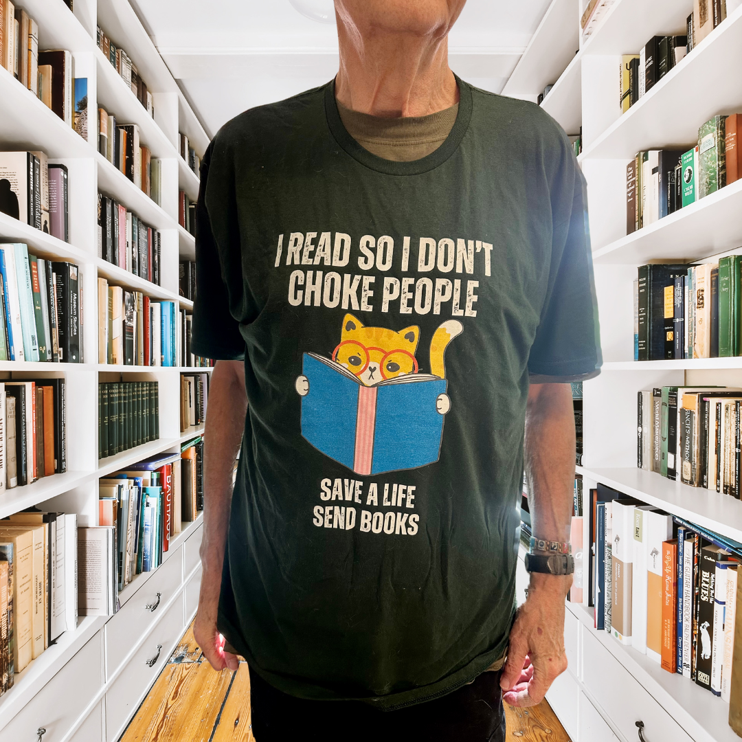 Reading Shirt for Cat Lover gift for Reading Lovers gifts for Cat Mom Cute Kitty Reading Books T-shirts Funny Bookish Tee Shirts