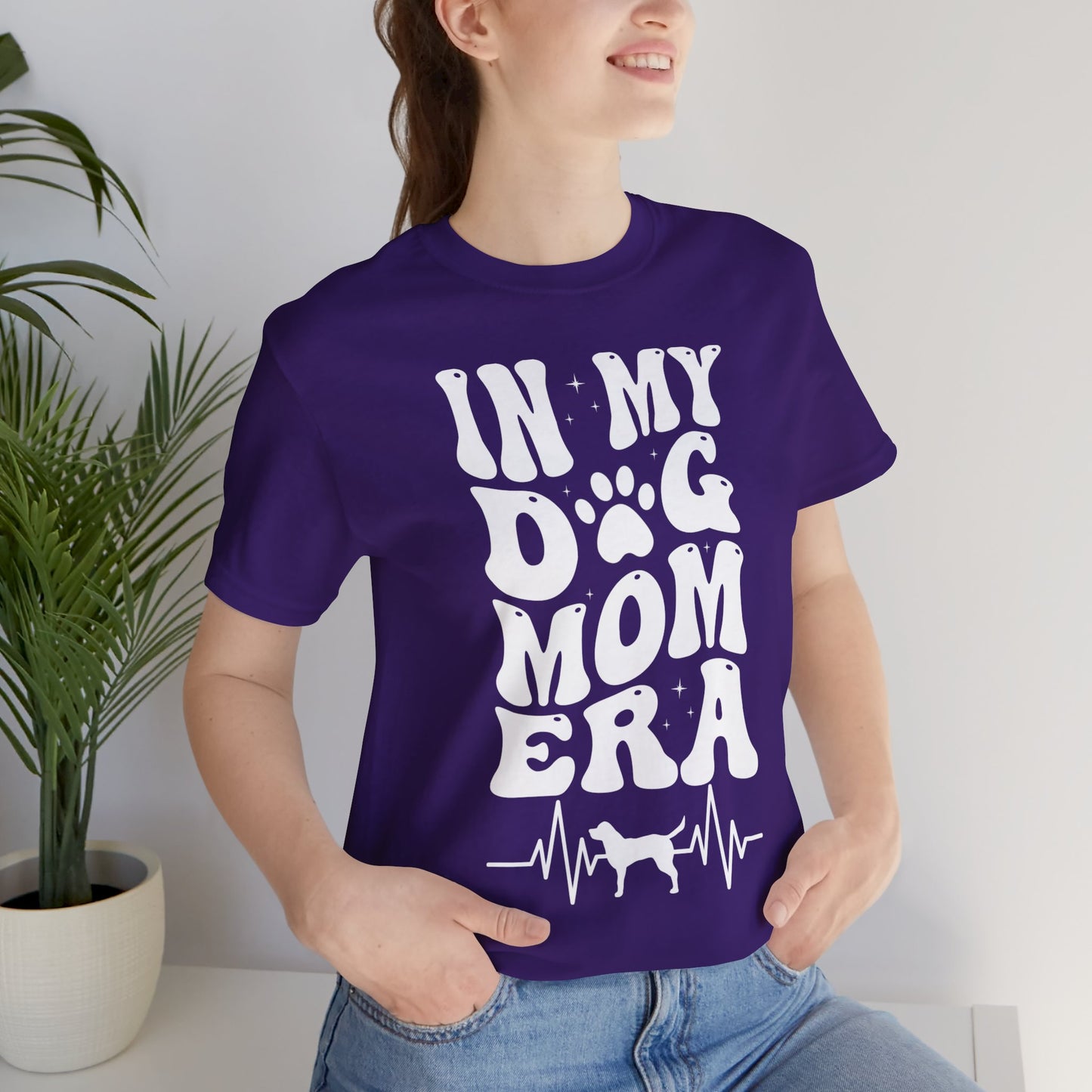 Dog T-shirt Groovy Dog Shirt In my Dog Mom Era T-shirts for Dog Lovers gifts for Dog Momma T Shirts for Her Cute Dog Mommy T-shirts