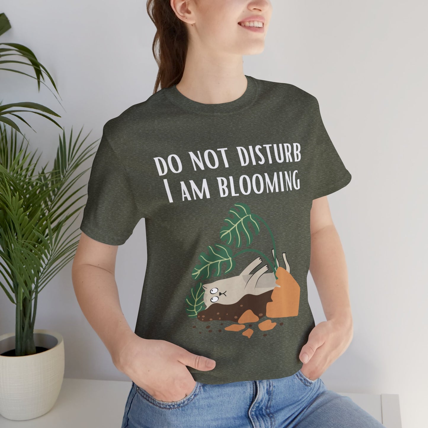 Cat T-shirt for Cat Lover Shirts for Cats Moms T Shirts DO Not Disturb Tee for Introvert gift ideas Gardening gift for Mom Grandma gifts