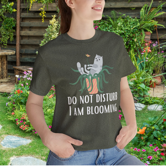 Cute Cat Plant Shirt for Plants Lovers for Cat Lover gift ideas for Kitty Mom T Shirts for Her gifts for Mothers Day Gardening Gardener Pun