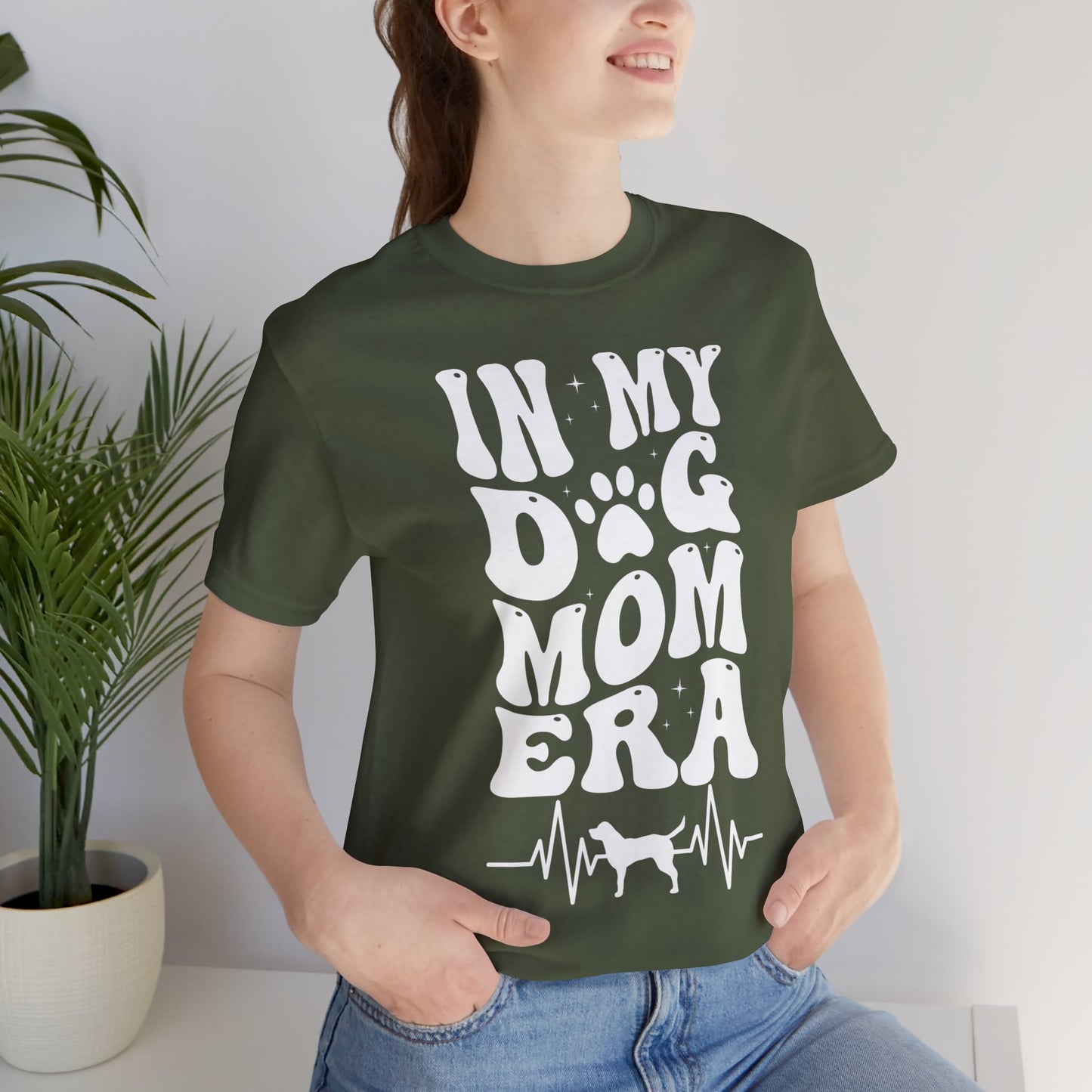 Dog T-shirt Groovy Dog Shirt In my Dog Mom Era T-shirts for Dog Lovers gifts for Dog Momma T Shirts for Her Cute Dog Mommy T-shirts
