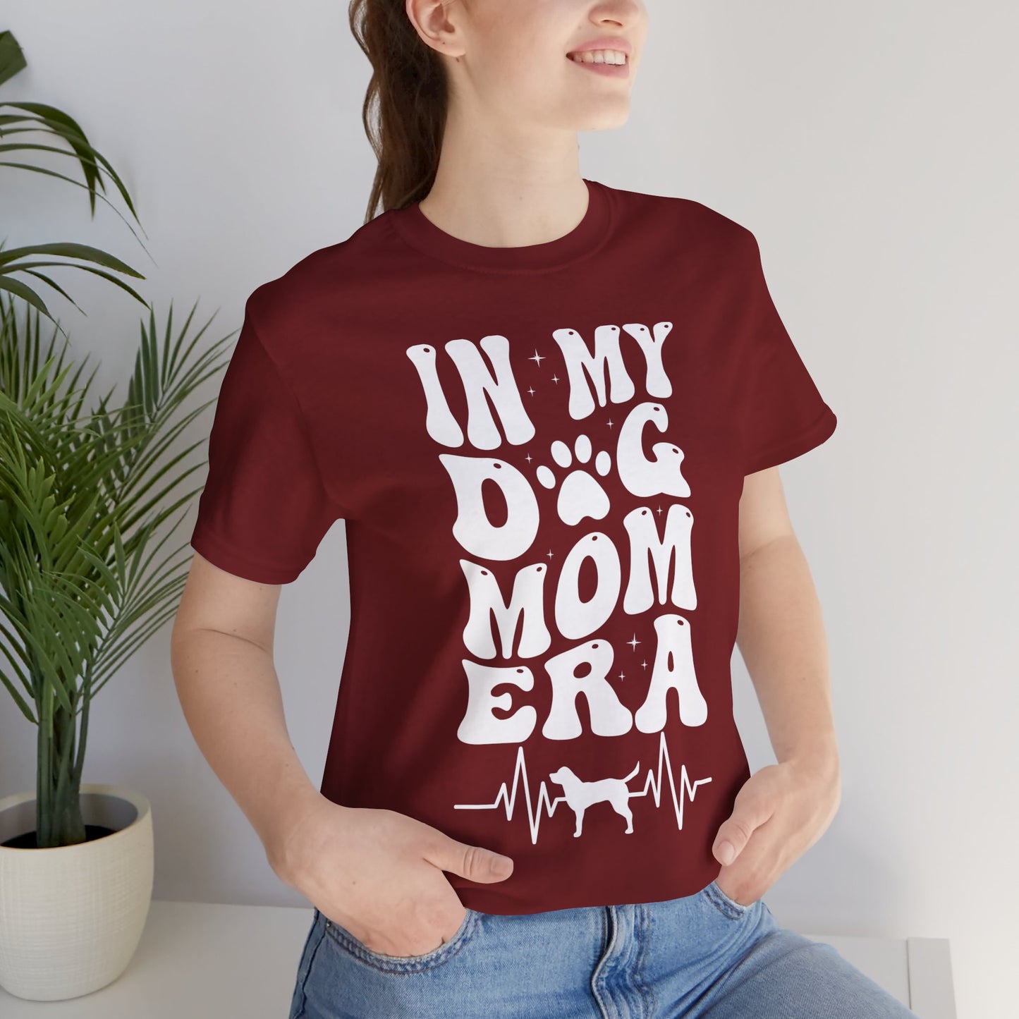 Dog T-shirt Groovy Dog Shirt In my Dog Mom Era T-shirts for Dog Lovers gifts for Dog Momma T Shirts for Her Cute Dog Mommy T-shirts